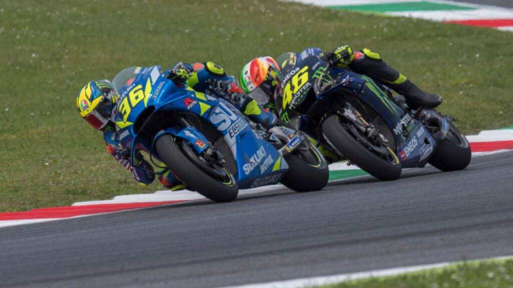 Joan Mir Valentino Rossi 