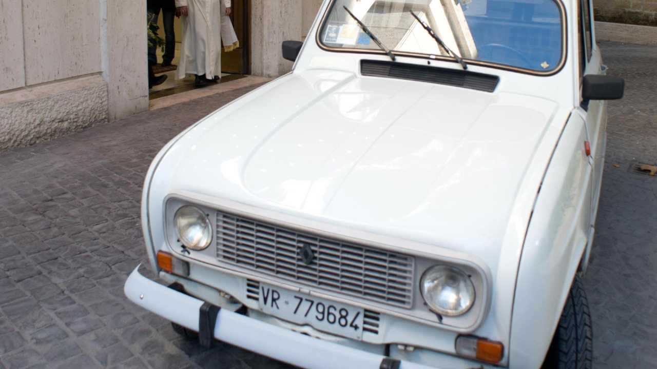 Renault 4