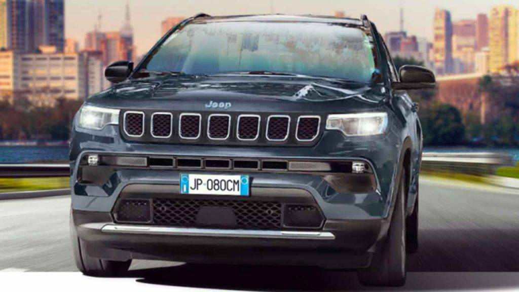 Jeep Compass in offerta a Maggio il costo dei modelli in promozione