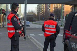 Carabinieri posto di blocco