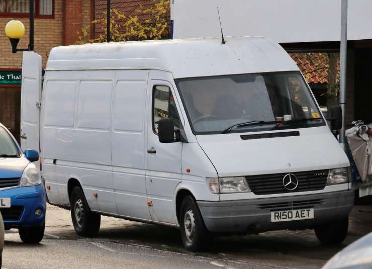 Vecchia Mercedes Sprinter