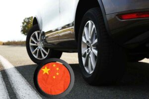 Auto Cina brand europeo dietrofront