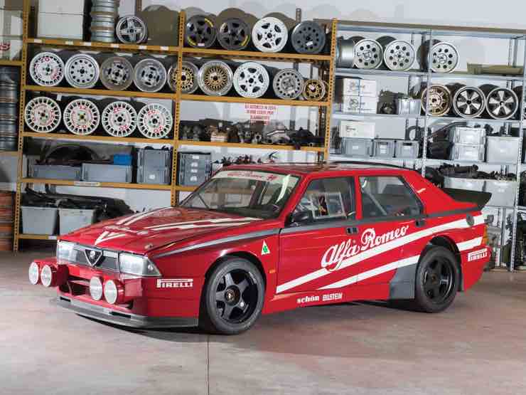 Alfa Romeo 75