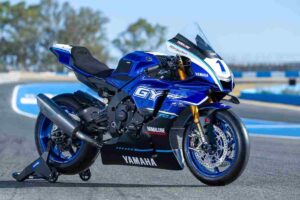 Yamaha R-1 elettrica brevetto novità