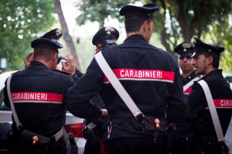 Carabinieri addio patente